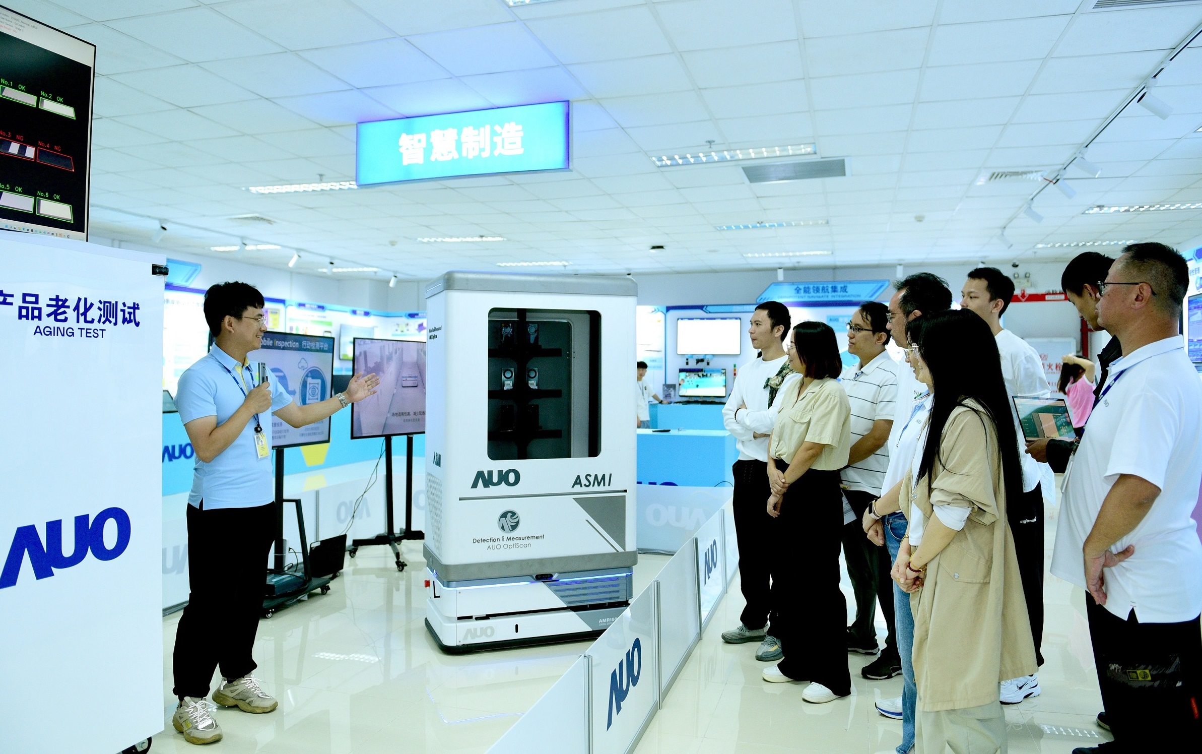 YY易游m6米乐厦门将5G+ABC技术串联生产管理全流程，打通研发、采购、生管、制程、设备、质量等产品全生命周期制造流程，完成数字化设计、智慧供应链、智能座舱、全流程设备管理、数据驱动优化、智慧在线检测、智慧品管等自适应生产模式升级