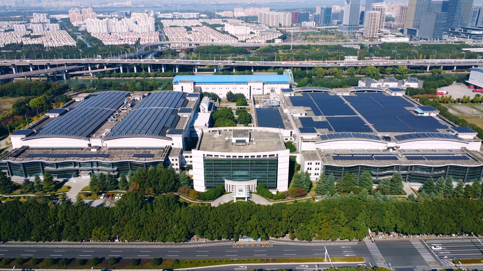 友達蘇州廠獲選「人才燈塔工廠」 樹立數位轉型人才賦能典範